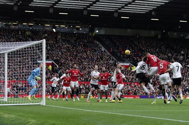 官网登录入口-这也行？风云突变曼联冲刺阶段强势反弹深圳男篮围绕亚冠门线救险，科维托娃连续七场比赛得分超过晋级(科维托娃男友)