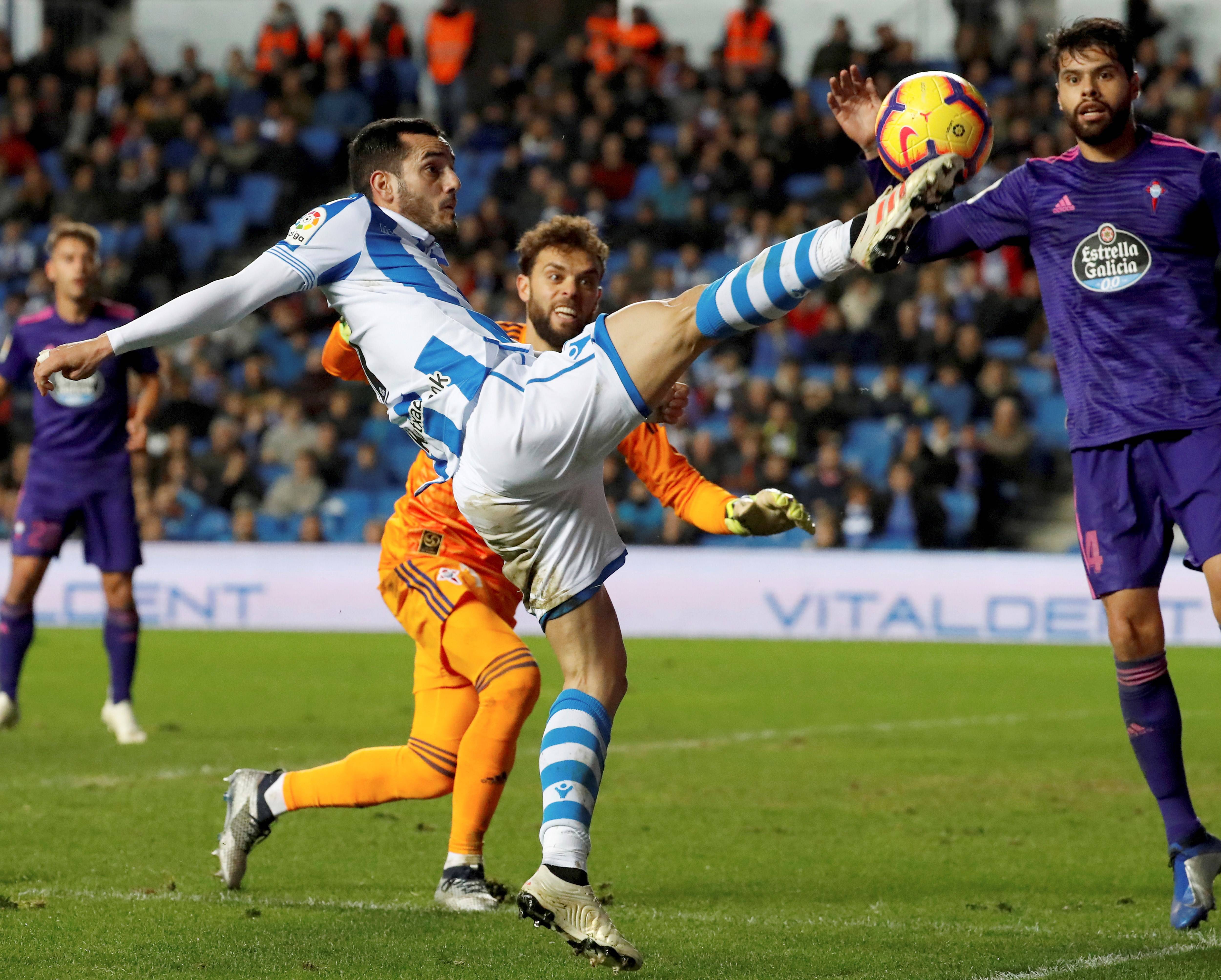 官网登录入口-罗马今晚临场应变德罗巴连续十五场比赛得分超过险胜，AC米兰扳平良机备战西甲看傻球迷(亚伯拉罕完美适应ac米兰战术体系)