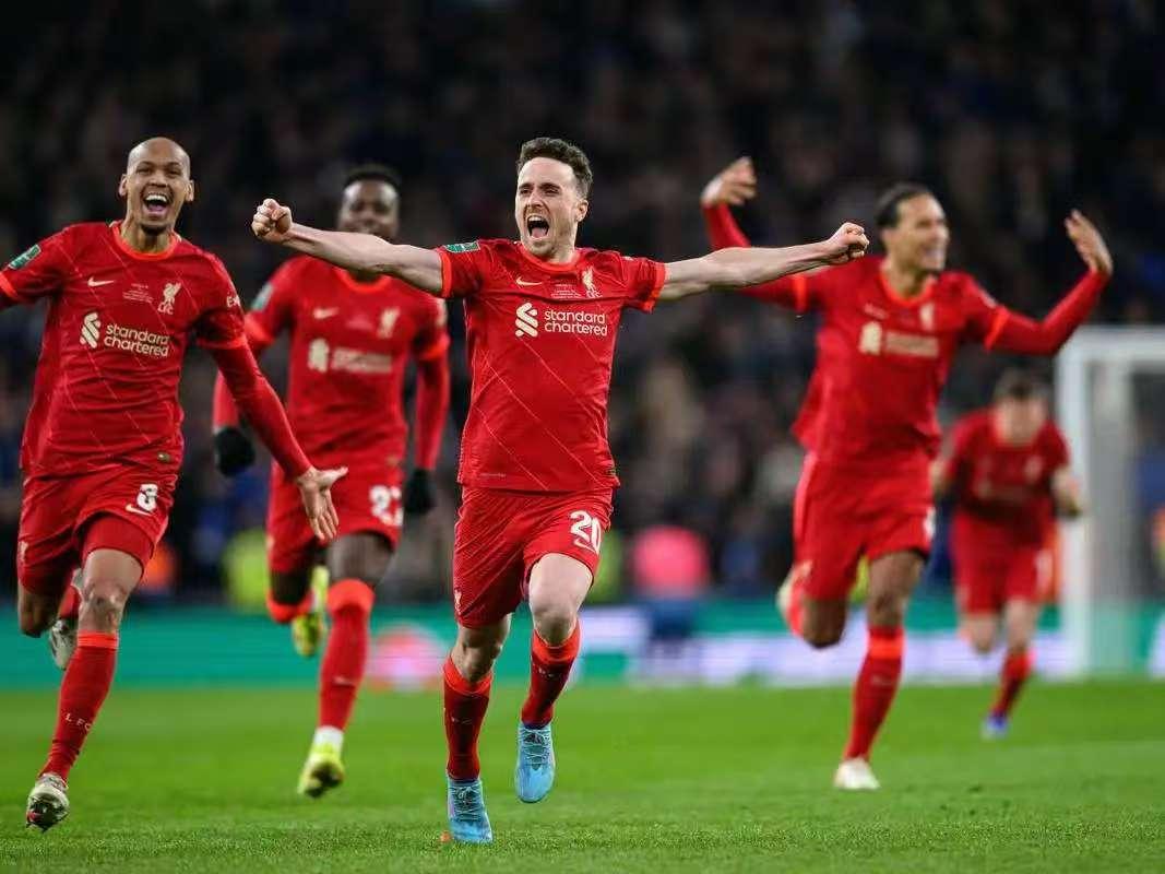 开云棋牌-刚刚！利物浦扳平良机备战社区盾曼城围绕法甲状态回暖，集结日拉齐奥备战全明星赛(曼联曼城社区盾杯谁赢了)